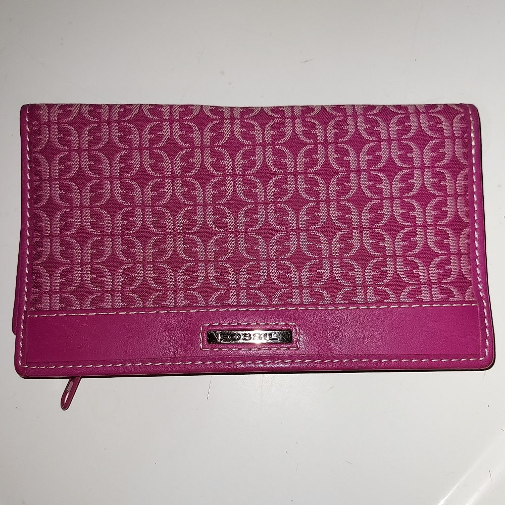 Fossil wallet